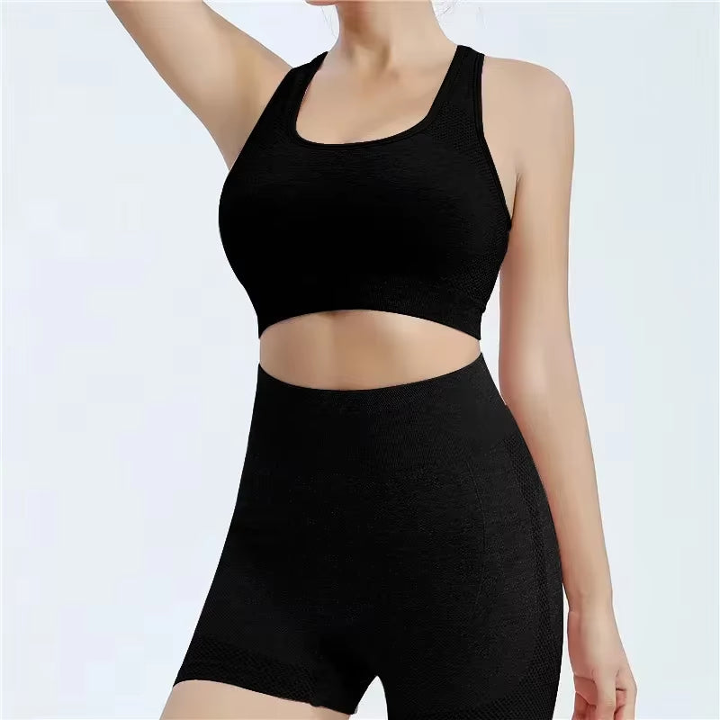 Ensemble Sport Brassière & Short – Soutien & Liberté de Mouvement